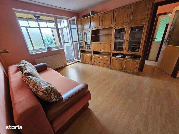 Apartament cu 2 camere în Micro 14