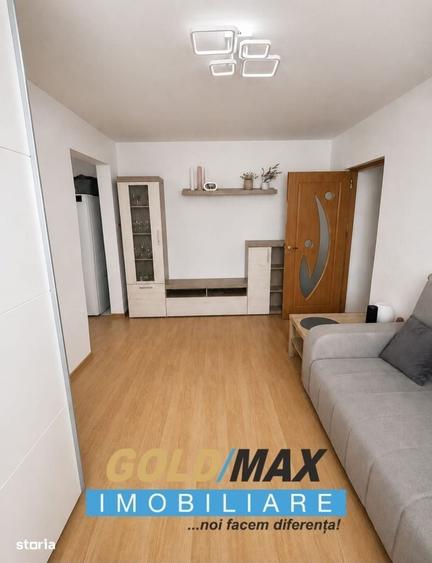 Apartament cu 3 camere în Craiovei