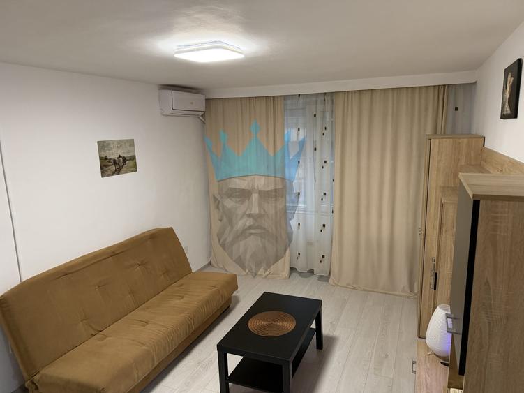 Apartament cu 2 camere semidecomandat, mobilat în Iancului