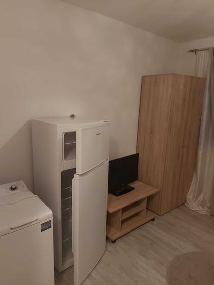 Garsonieră semidecomandată în Cuvin