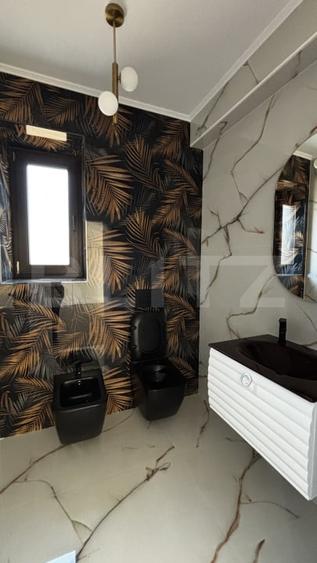 Casă individuală cu 4 camere cu Piscina în Bariera Vâlcii
