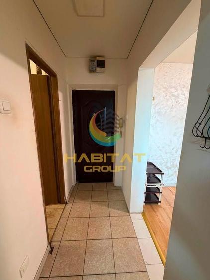 Apartament cu 2 camere semidecomandat, mobilat în Apărătorii Patriei