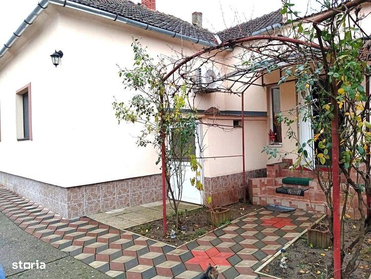 Casa de vanzare in Sagu - 14