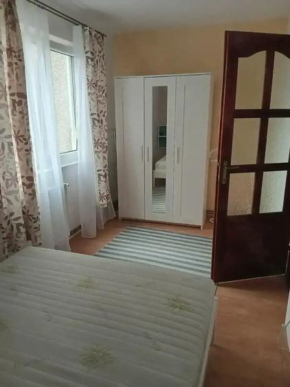 Apartament cu 2 camere semidecomandat în Dacia