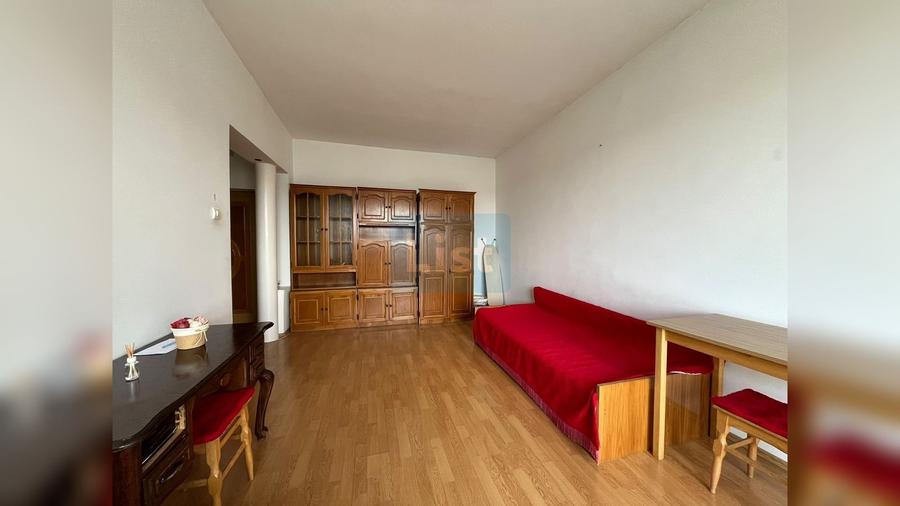 Apartament cu 1 camere decomandat în Gruia