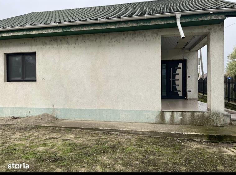 Casă cu 4 camere în Berteștii de Jos