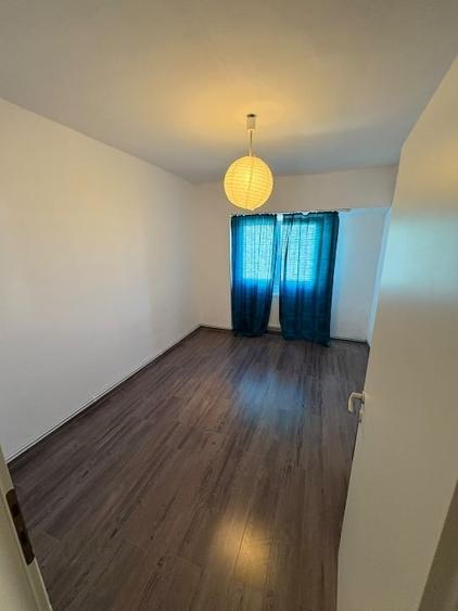 Apartament cu 3 camere decomandat în Cug