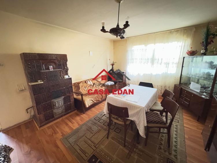 Casă individuală cu 5 camere cu Teren 874 Mp în Câmpina