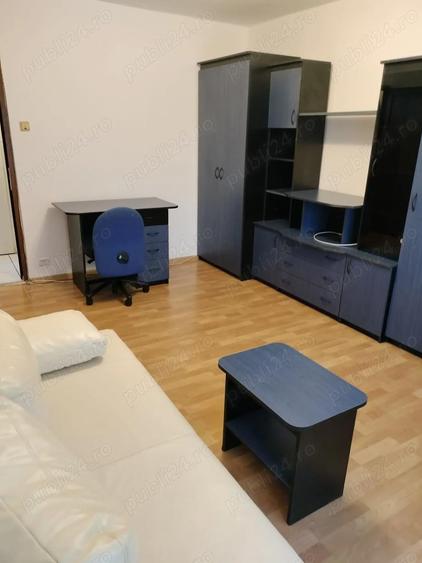 Garsonieră decomandată în Nufărul