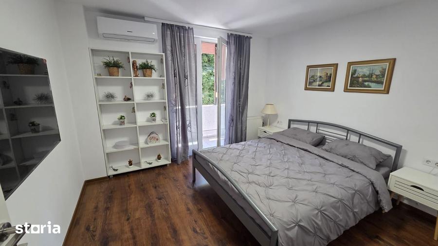 Apartament cu 4 camere decomandat în Ultracentral
