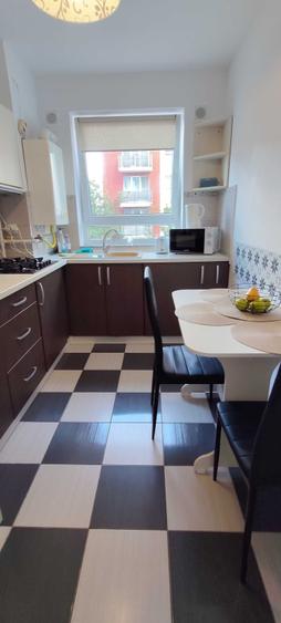 Apartament cu 2 camere decomandat în Exterior Vest