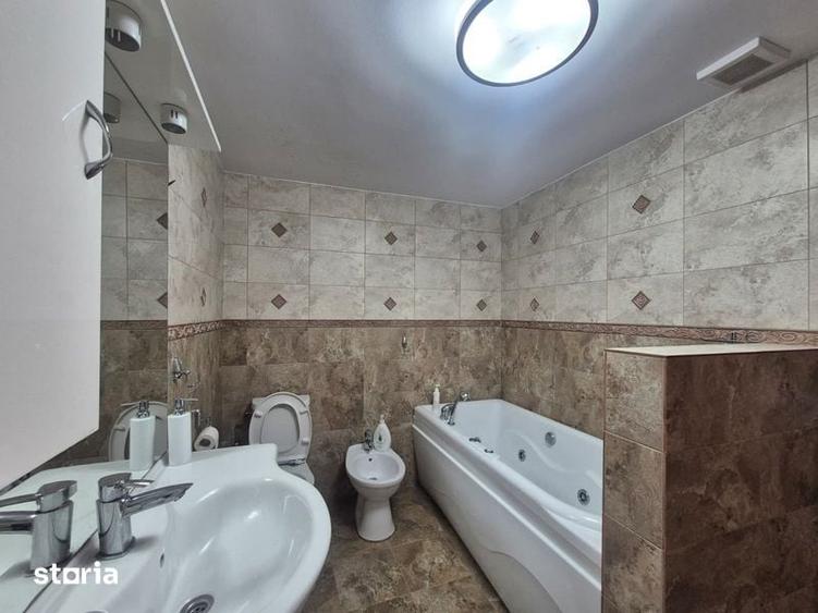 Casă cu 3 camere cu Teren 4820 Mp în Telești
