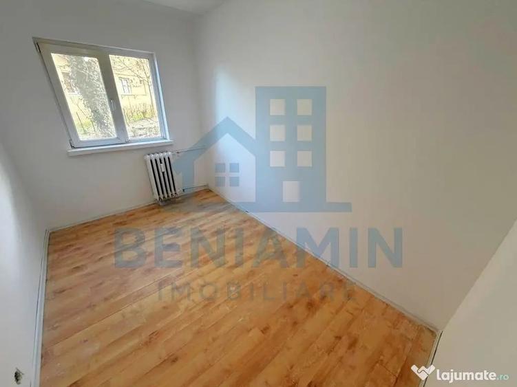 Apartament cu 4 camere decomandat în Valea Rosie
