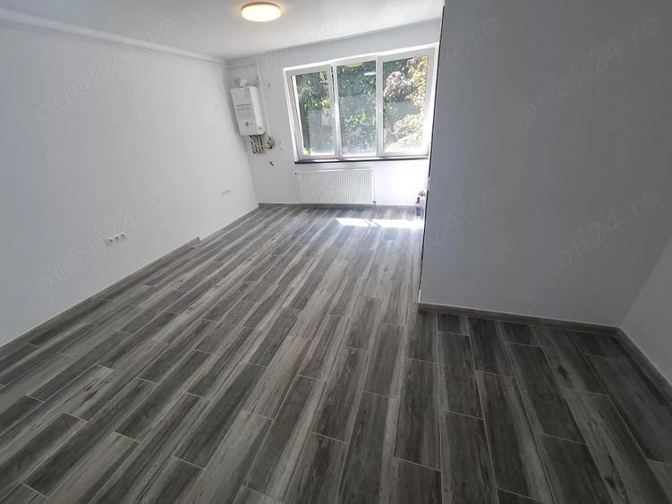 Str. Minerilor garsoniera situata la etajul 1, finisata, pretabila pentru locuinta sau cabinet. - 2