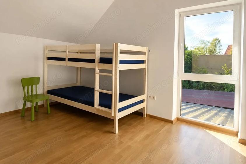 Casă cu 4 camere cu Teren 507 Mp în Sânmihaiu Român