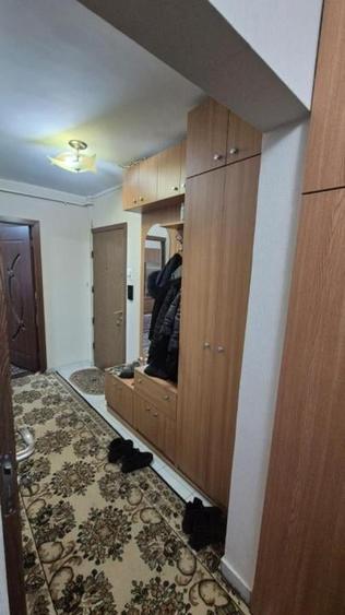 Apartament cu 2 camere în Crângași
