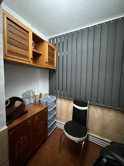 Apartament cu 2 camere decomandat în Broșteni