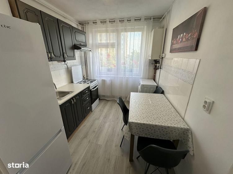 Apartament cu 2 camere semidecomandat în Astra