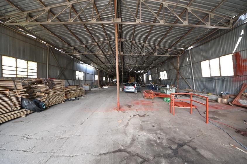 Spațiu industrial, de 1,193 mp, în Smârdan
