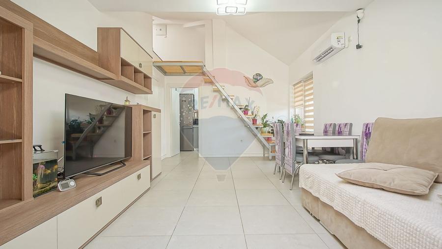 Apartament cu 3 camere decomandat, mobilat în Tractorul