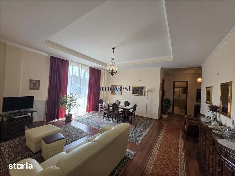 Apartament cu 3 camere decomandat în Central
