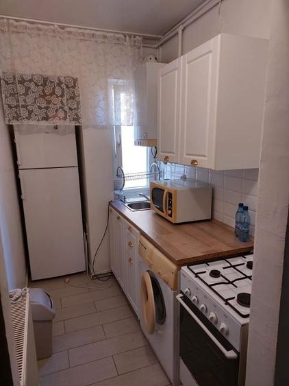 Apartament cu 2 camere semidecomandat în Cedonia