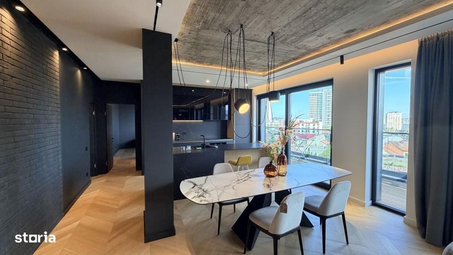 Apartament cu 4 camere în Central
