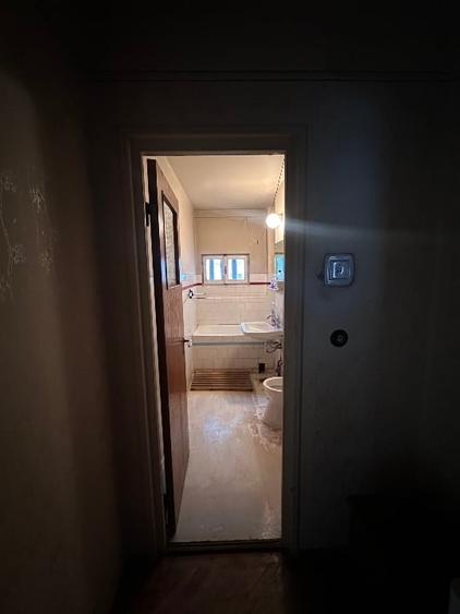 Apartament cu 3 camere semidecomandat în Ultracentral