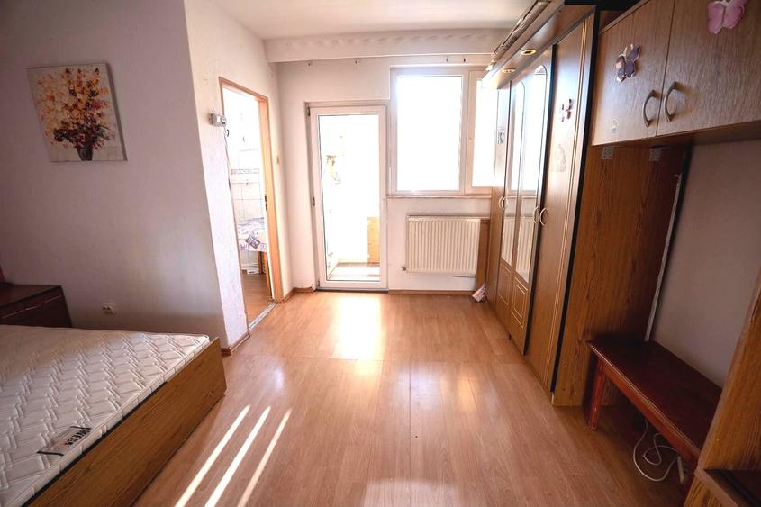 Garsonieră semidecomandată în Central