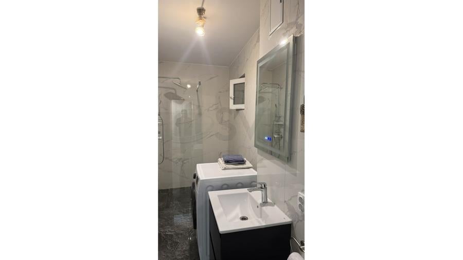Apartament cu 2 camere decomandat, mobilat în Unirii
