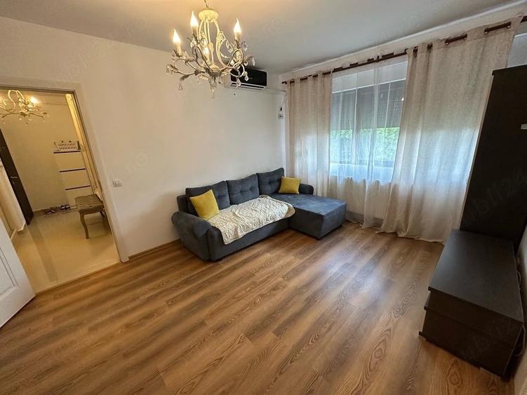 Apartament cu 2 camere nedecomandat în Central