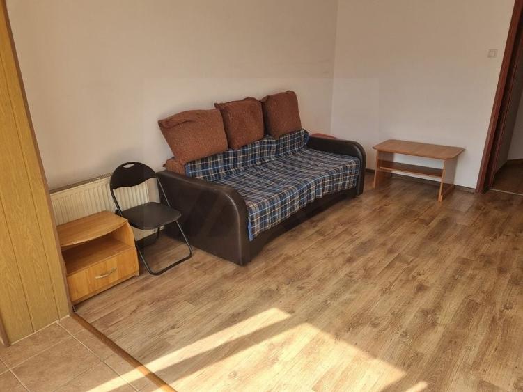 Apartament cu 2 camere decomandat, mobilat în Terezian