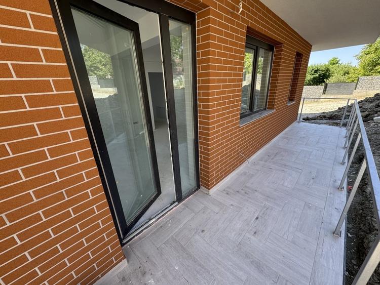 Apartament cu 3 camere decomandat în Cetății