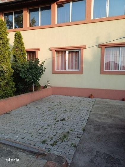 Casă cu 4 camere cu Teren 180 Mp în Poșta
