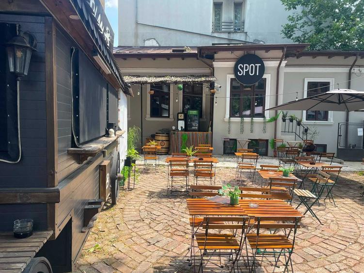 Spațiu comercial, de 50 mp, în Exterior Vest
