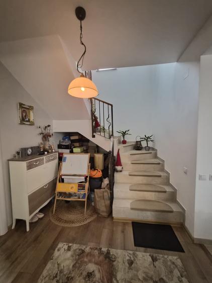 Casă individuală cu 4 camere cu Canalizare în Bragadiru