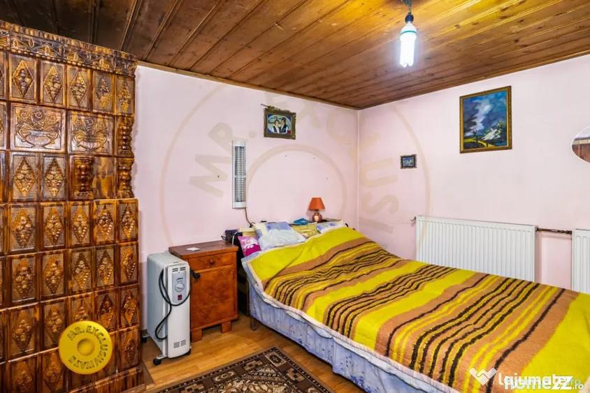 Casă cu 5 camere cu Teren 5232 Mp în Căldăraru