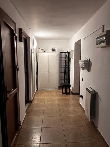 Casă individuală cu 5 camere cu Teren 1716 Mp în Gâlmeia