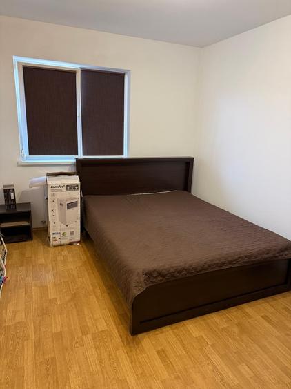 Apartament cu 3 camere decomandat în Florești