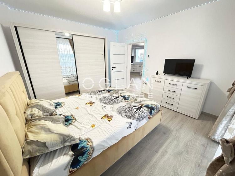 Apartament cu 3 camere semidecomandat, mobilat în Șelimbăr