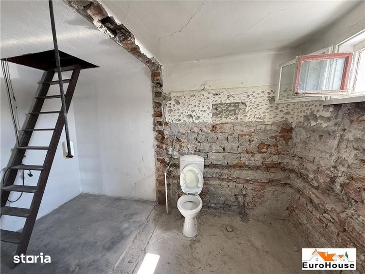 Casă cu 3 camere cu Teren 300 Mp în Central