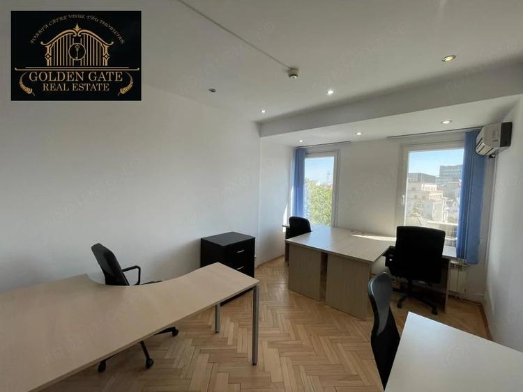Apartament cu 4 camere decomandat în P-ța Universității