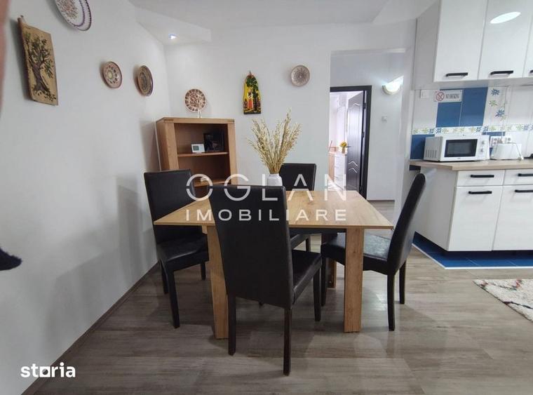 Apartament cu 4 camere decomandat în Vasile Aaron