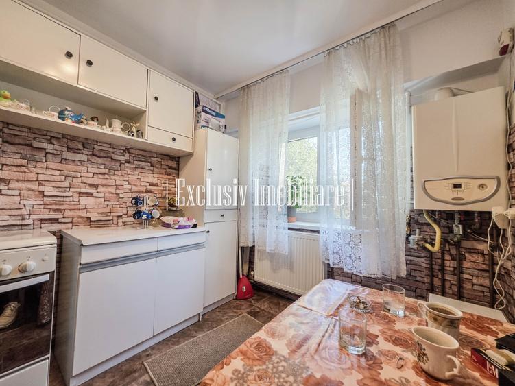 Mega Image - Tomis 3 - Apartament 2 Decomandat 60 mp Renovat - Mobilat Clasic - 5