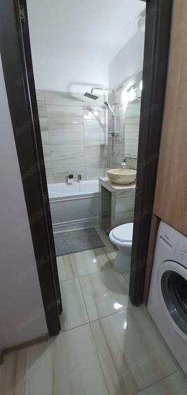 Garsonieră decomandată în Hipodrom