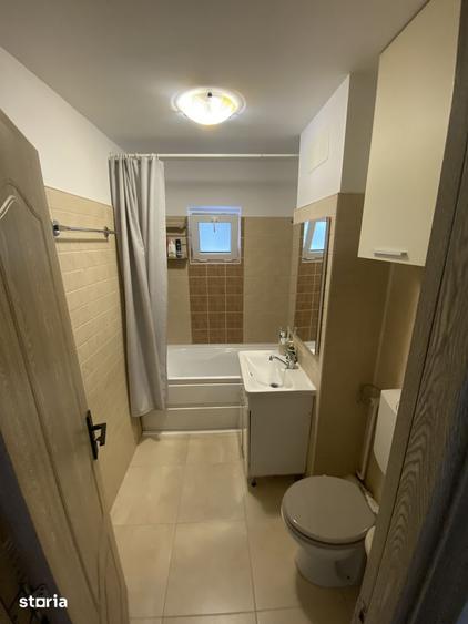 Apartament cu 3 camere, mobilat în Sud