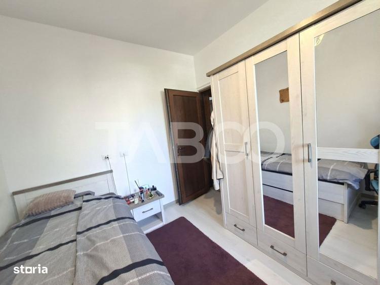 Apartament cu 3 camere decomandat, mobilat în Tineretului