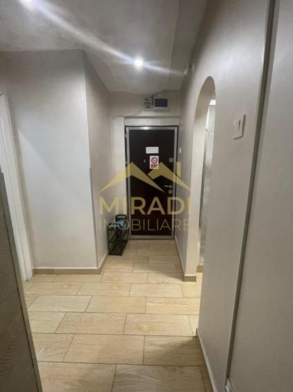 Apartament cu 2 camere, mobilat în Unirii