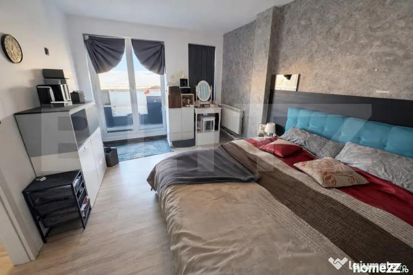 Apartament cu 4 camere semidecomandat în Andrei Mureșanu
