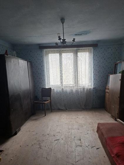 Casă cu Teren 600 Mp în Sud